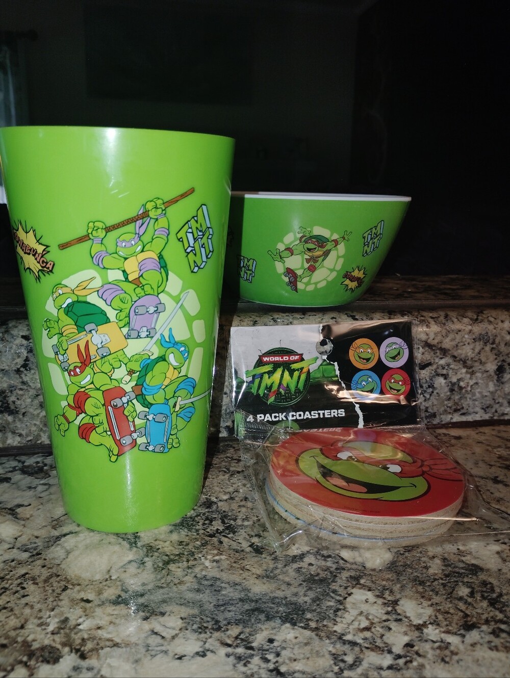 Teenage Mutant Ninja Turtles Green Party Cup & Bowl Set with Coasters - Picture 3 of 4